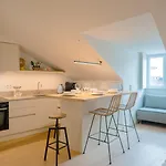 Apartamento Chic 1br Duplex W/ac Santa Catarina | By Airnest Lisboa