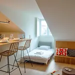 Chic 1br Duplex W/ac Santa Catarina | By Airnest * Lisboa