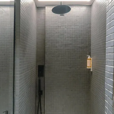 Chic 1br Duplex W/ac Santa Catarina | By Airnest דירה *