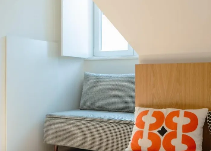 Chic 1br Duplex W/ac Santa Catarina | By Airnest Lisboa