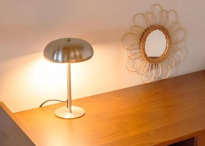 Chic 1br Duplex W/ac Santa Catarina | By Airnest شقة Lisboa